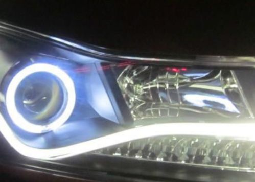 汽車(chē)大燈多少流明安全