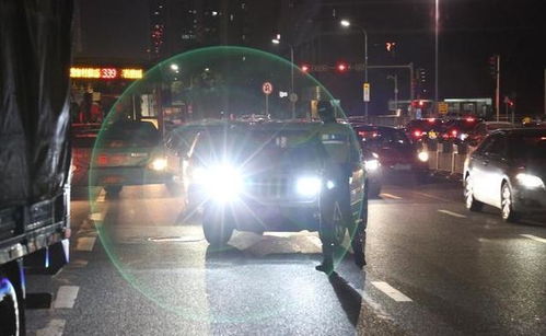 汽車近光燈多少亮度合適 汽車近光燈多少亮度合適