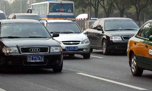 汽車正常每年多少公里