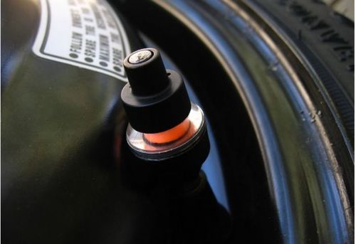 汽車多少胎壓打氣 汽車多少胎壓打氣