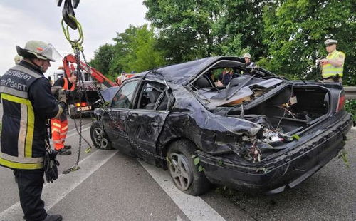 日本汽車擦傷賠償多少