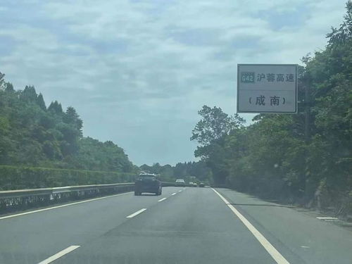 汽車(chē)路口限速多少公里