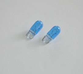 汽車插泡多少電阻