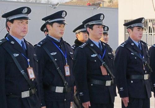 下井救人女輔警破格晉升
