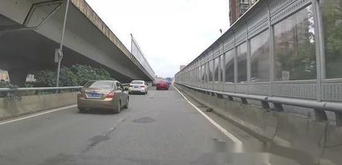 汽車(chē)每年損失多少公里