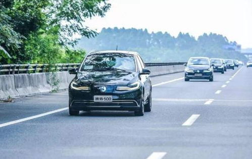 傳統(tǒng)燃油汽車?yán)m(xù)航多少