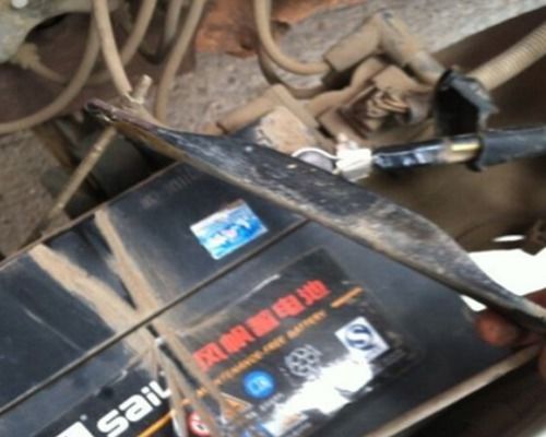 秋季汽車(chē)電瓶電壓多少