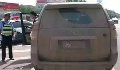 中型載貨汽車時速多少