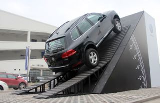 汽車最大爬坡是多少