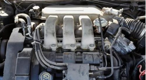 冬季汽車油箱加水多少
