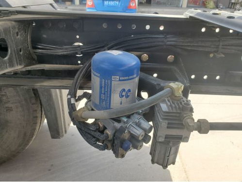 lng汽車(chē)氣罐裝多少