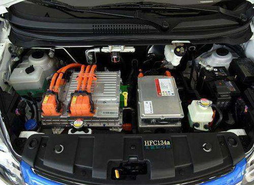 最新汽車電瓶電壓多少