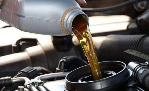 冬天汽車(chē)機(jī)油多少正常