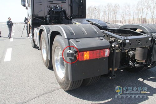 汽車?yán)走_(dá)判斷距離多少