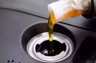 汽車(chē)每年換多少機(jī)油