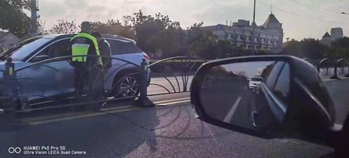 汽車換個(gè)門貶值多少