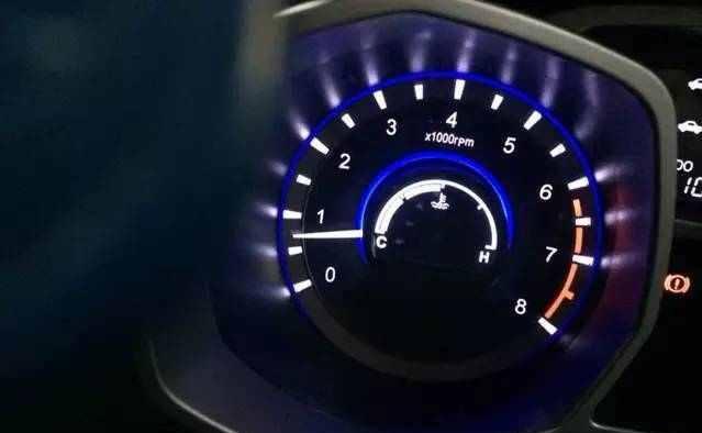 轉(zhuǎn)速多少汽車才能啟動