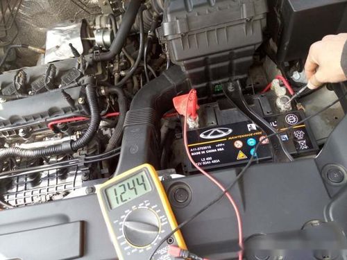 汽車電瓶存儲多少電壓