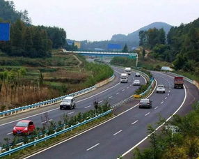 汽車高速飛速多少公里