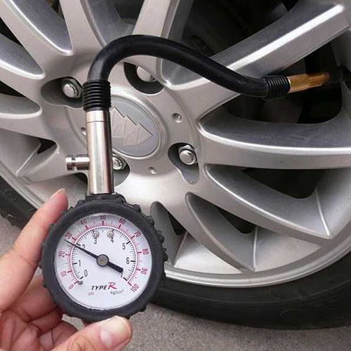 汽車加輪胎氣多少