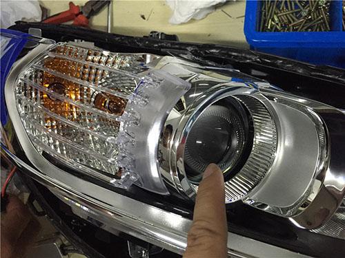 汽車大燈總成多少伏 汽車大燈總成多少伏