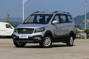汽車強(qiáng)啟多少v