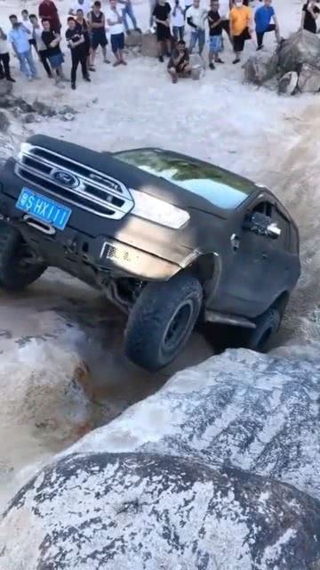 汽車陡坡多少度