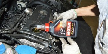 汽車(chē)機(jī)油多少一換 汽車(chē)機(jī)油多少一換
