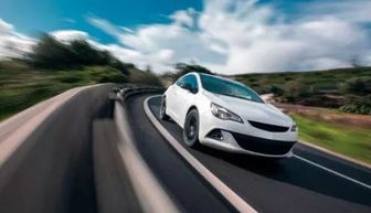 汽車掉頭打多少方向 汽車掉頭打多少方向