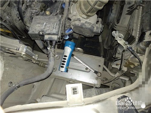 汽車發(fā)電多少v正常