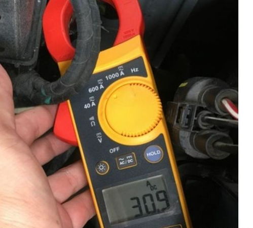 汽車浮子電壓多少合適