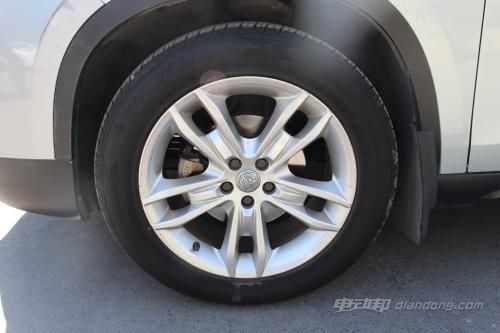 汽車(chē)輪氣壓多少kpi