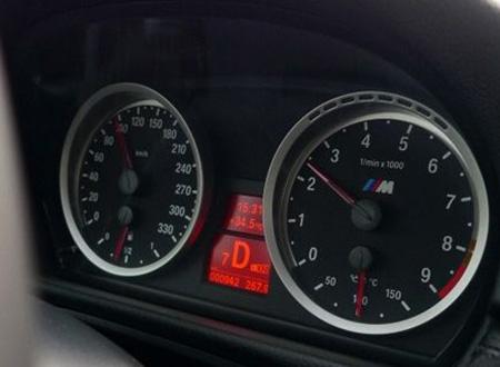 汽車換擋轉(zhuǎn)速車速多少