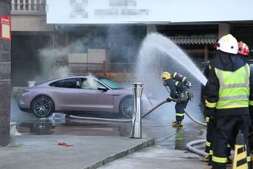 汽車拐彎多少碼滅火