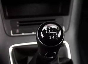 汽車?yán)浼佣嗌? title=