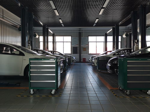 汽車美容銷售工資多少
