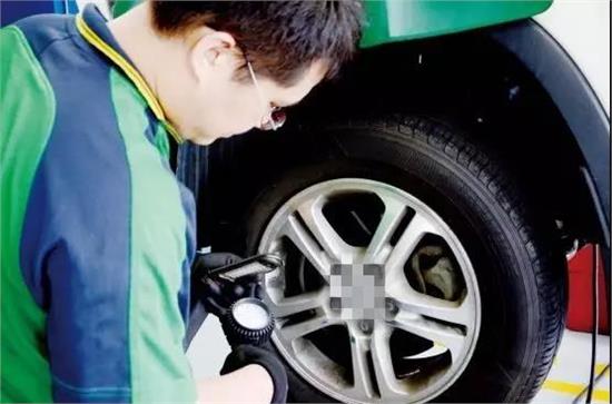 汽車(chē)夏日氣壓多少合適
