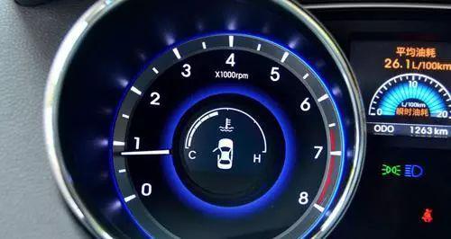 市區(qū)行駛汽車轉(zhuǎn)速多少