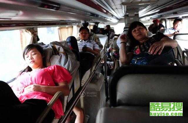 臥鋪客運汽車寬度多少