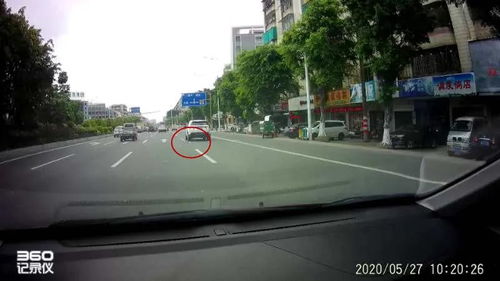 汽車右轉(zhuǎn)打多少圈