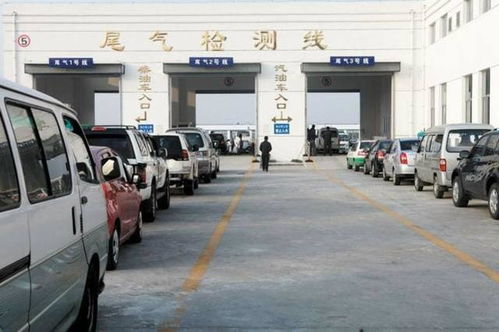 汽車踩到多少轉(zhuǎn)合適 汽車踩到多少轉(zhuǎn)合適