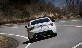 汽車多少度轉(zhuǎn)彎