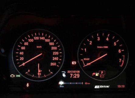 汽車沒電充電多少伏