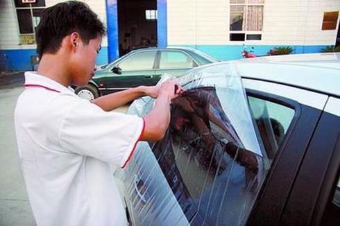 汽車(chē)開(kāi)窗多少分貝