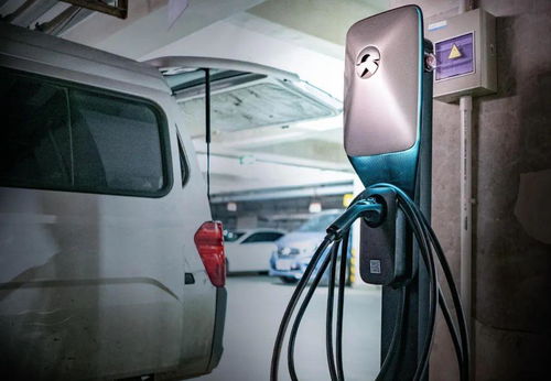 汽車充電設(shè)置多少伏
