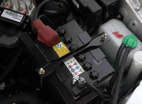 多少公里更換汽車(chē)電瓶