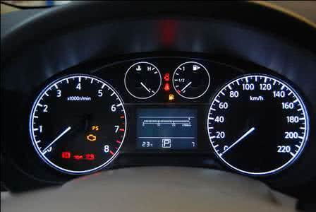 汽車起步碼表多少合適